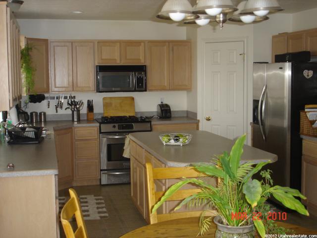 4396 S 3875 W, West Haven, UT 84401 — photo 5