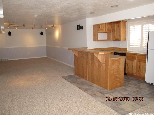 558 N 1100 E, Layton, UT 84040 — photo 2