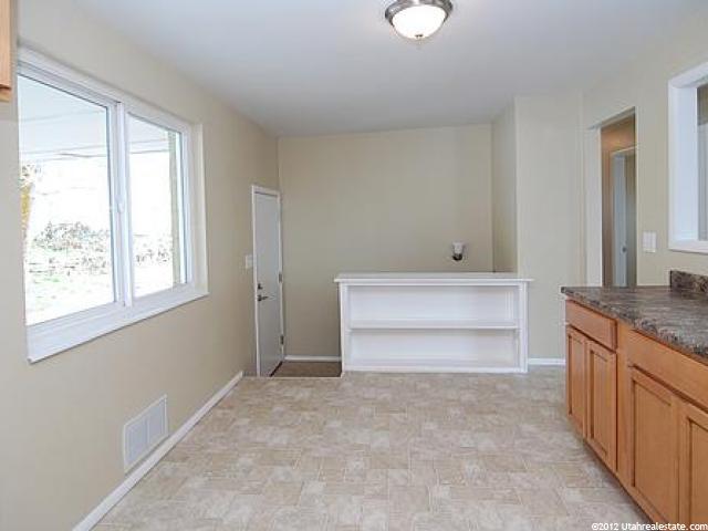 718 E 1130 N, Bountiful, UT 84010 — photo 12