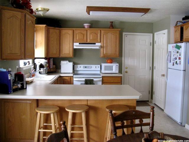 370 W 200 S, Hyrum, UT 84319 — photo 4
