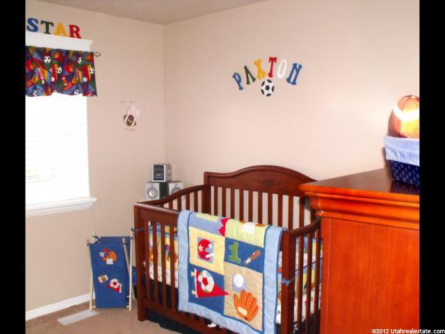 166 W 2525 N, Harrisville, UT 84414 — photo 10