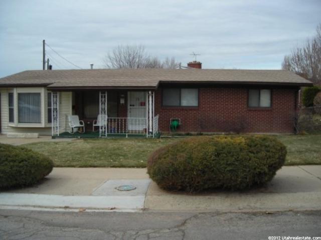394 N 200 W, Clearfield, UT 84015 — photo 2