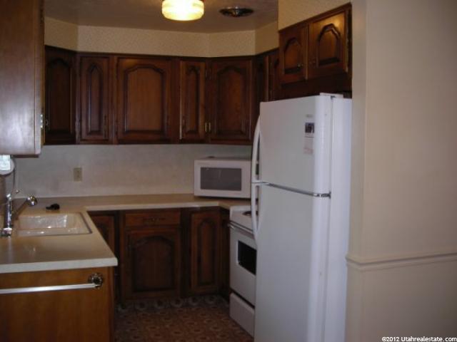 394 N 200 W, Clearfield, UT 84015 — photo 5