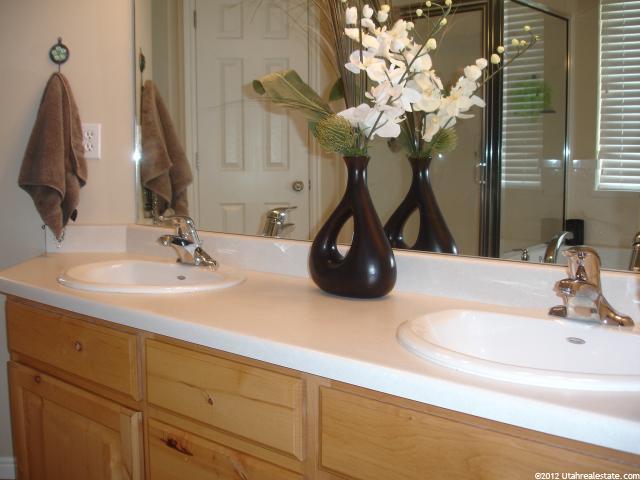 656 W 3550 S, Riverdale, UT 84405 — photo 9