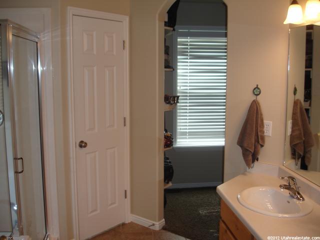 656 W 3550 S, Riverdale, UT 84405 — photo 10