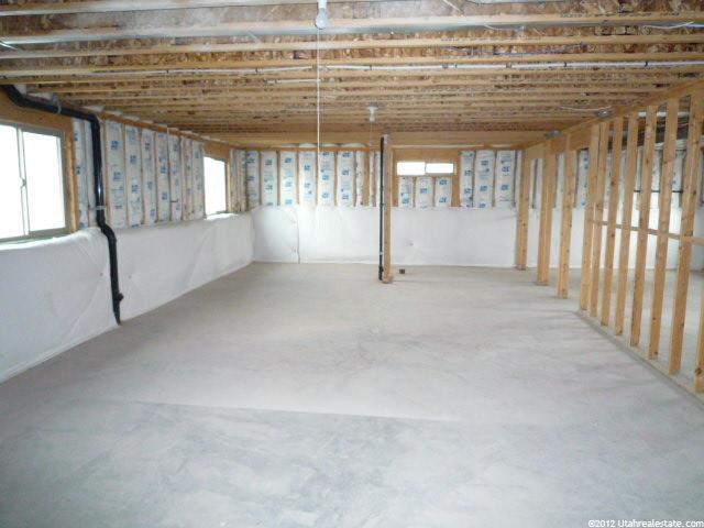 2536 W 2825 N, Farr West, UT 84404 — photo 12