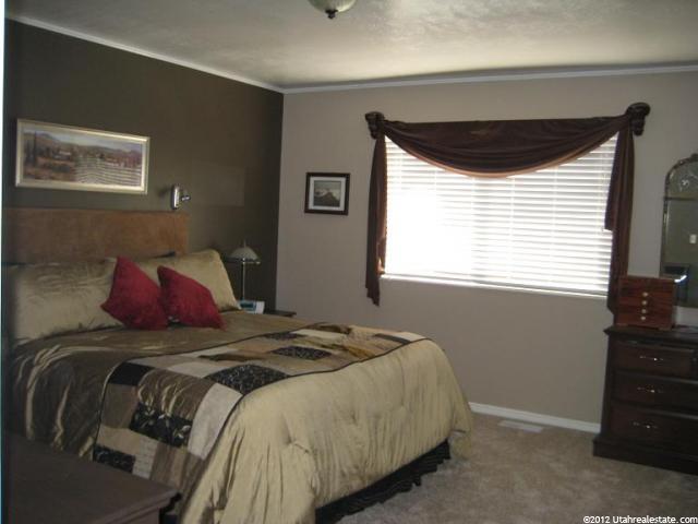 3646 N 2175 E, Layton, UT 84040 — photo 4