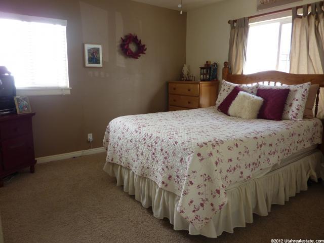 533 E 41st St S, South Ogden, UT 84403 — photo 2
