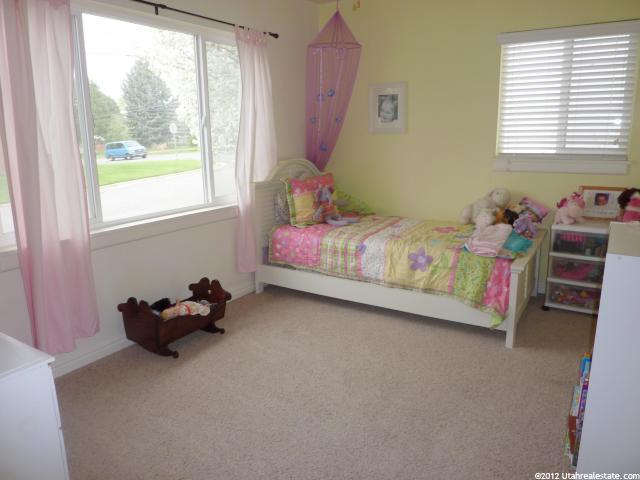 533 E 41st St S, South Ogden, UT 84403 — photo 3