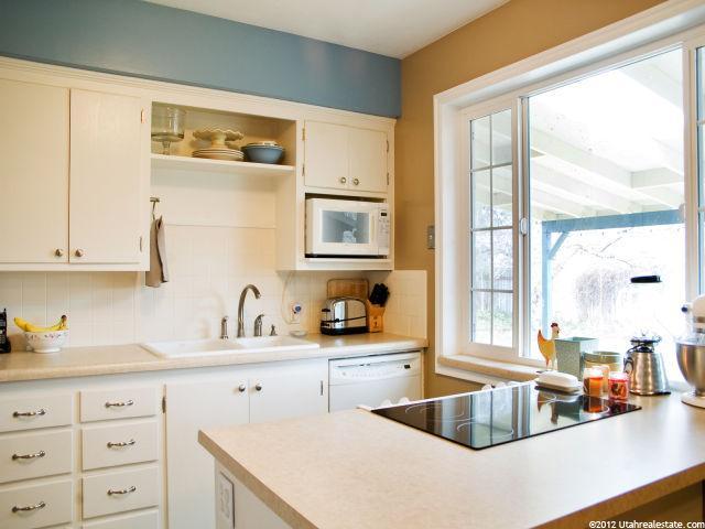 297 W 325 S, Bountiful, UT 84010 — photo 5