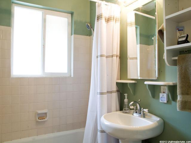 297 W 325 S, Bountiful, UT 84010 — photo 8
