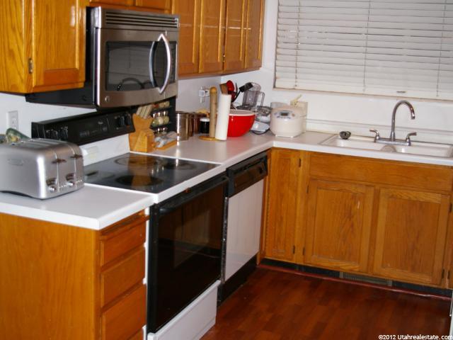 8079 S Angel St E, Sandy, UT 84070 — photo 3