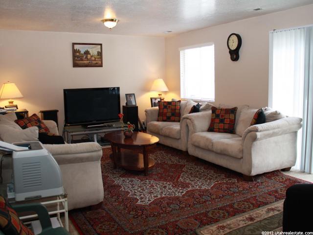 684 S 2925 W, Syracuse, UT 84075 — photo 4