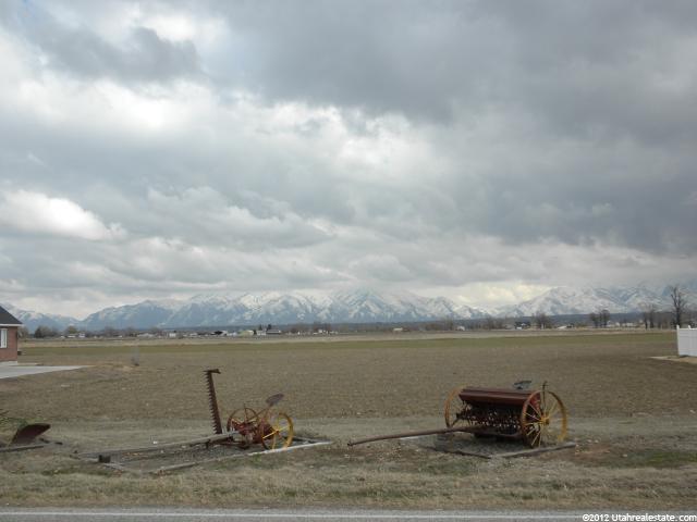5890 S 5900 W, Hooper, UT 84315 — photo 2