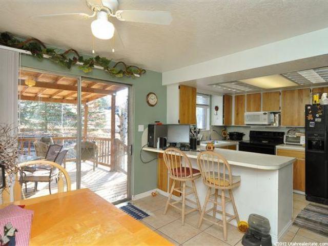 5122 S 2600 W, Roy, UT 84067 — photo 10