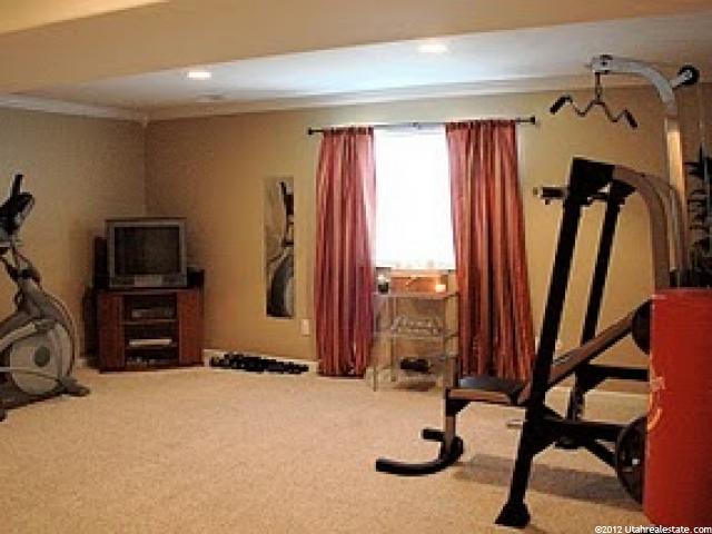 2271 N 10 W, Layton, UT 84041 — photo 8