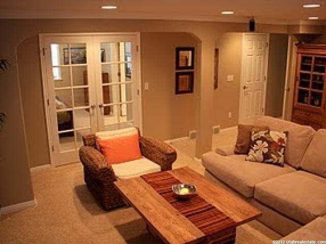 2271 N 10 W, Layton, UT 84041 — photo 10