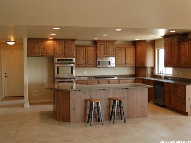 1796 N 1350 W, Farr West, UT 84404 — photo 2