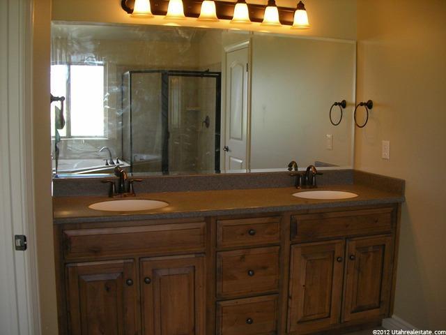 1796 N 1350 W, Farr West, UT 84404 — photo 6