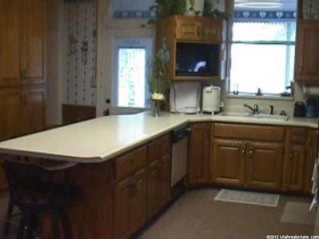 298 S State St, Mt Pleasant, UT 84647 — photo 3