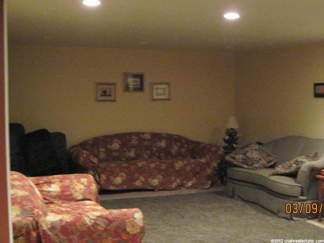 881 E 5550 S, South Ogden, UT 84405 — photo 3