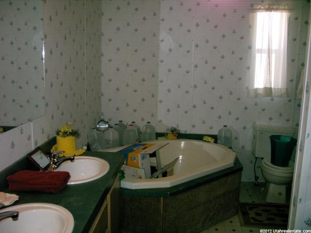 450 N Main, Mona, UT 84645 — photo 4