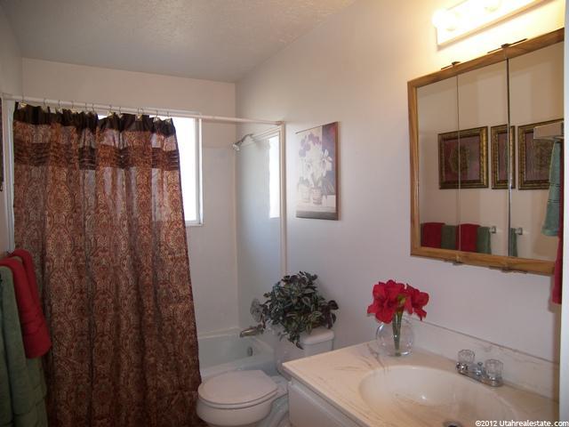 1602 N 550 W, Clinton, UT 84015 — photo 8