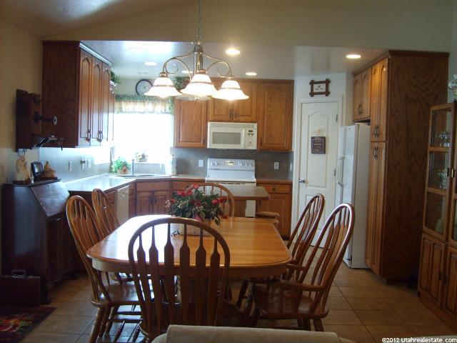 1316 N 1435 W, Clinton, UT 84015 — photo 4