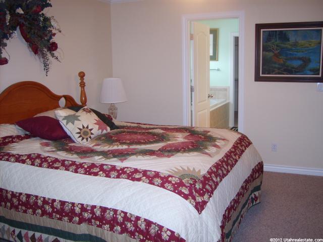 1316 N 1435 W, Clinton, UT 84015 — photo 6