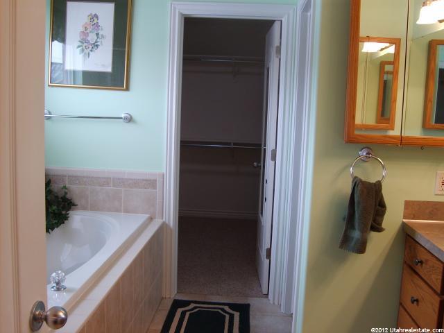 1316 N 1435 W, Clinton, UT 84015 — photo 9