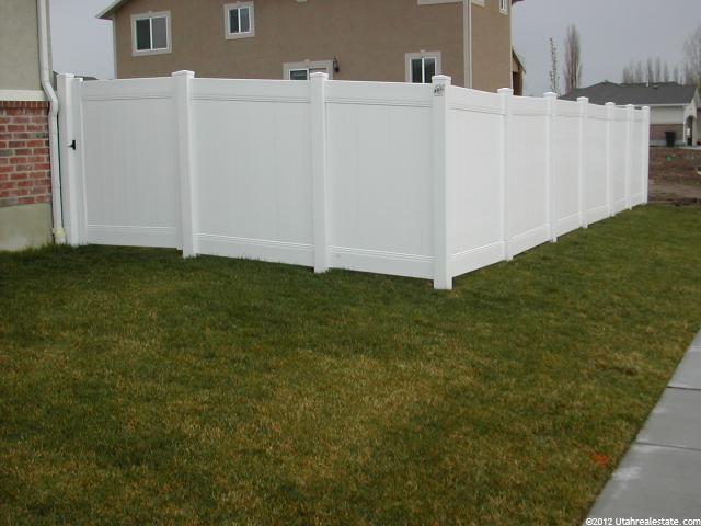 635 W 3600 S, Riverdale, UT 84405 — photo 10