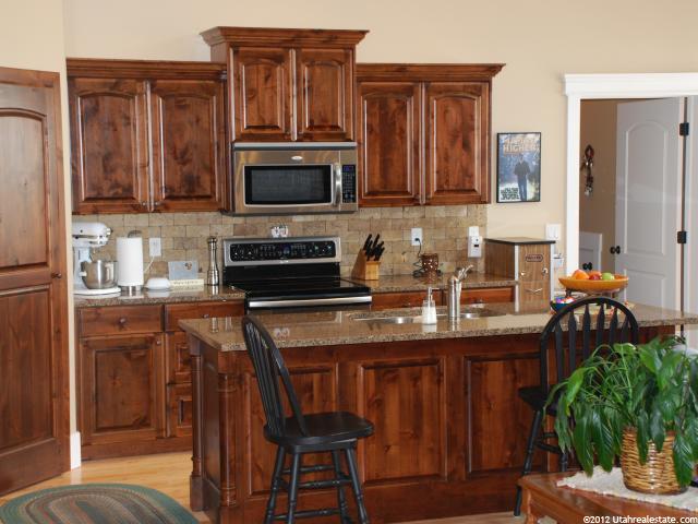 1526 Mt Logan Dr, Logan, UT 84321 — photo 3