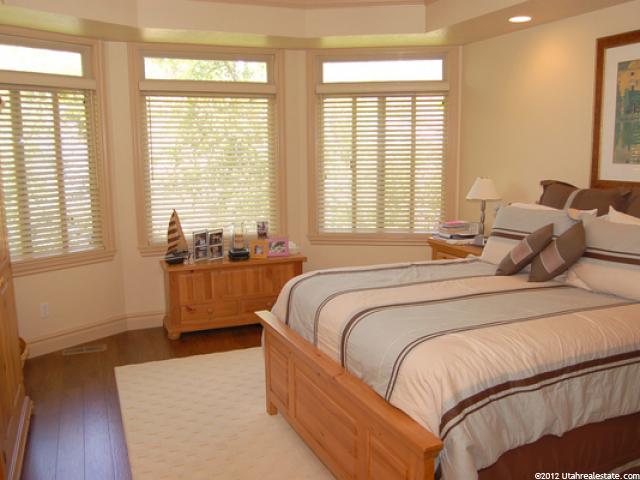1558 E Wasatch Dr, Ogden, UT 84403 — photo 7