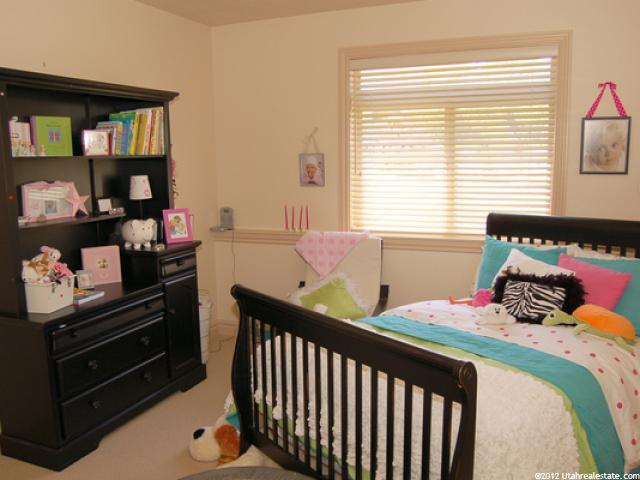 1558 E Wasatch Dr, Ogden, UT 84403 — photo 9