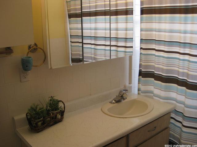 1095 E 13000 N, Cove, UT 84320 — photo 6