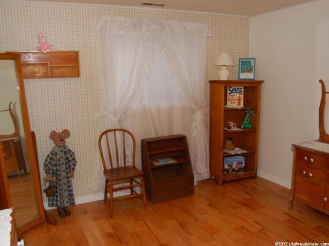 7692 S 910 E, Midvale, UT 84047 — photo 4