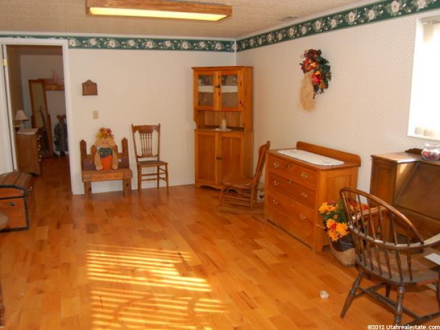 7692 S 910 E, Midvale, UT 84047 — photo 6