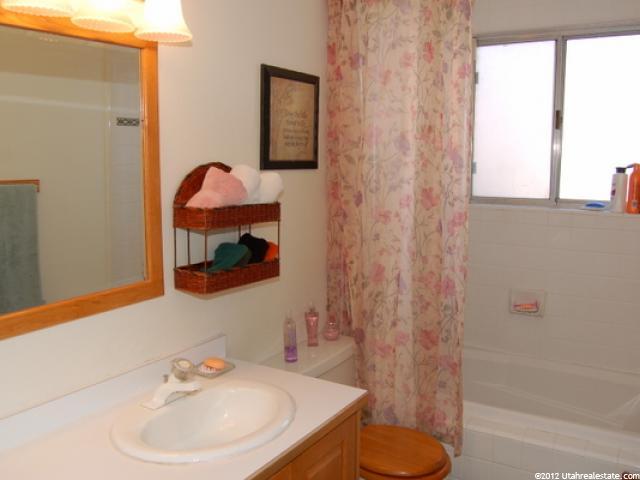 7692 S 910 E, Midvale, UT 84047 — photo 7