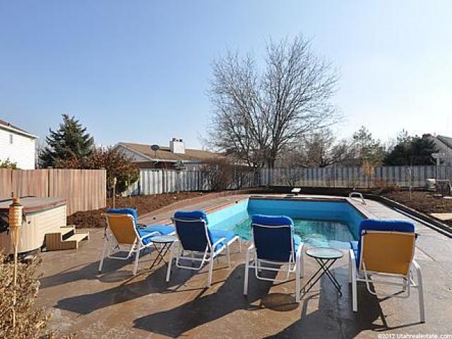332 E Shamrock Dr, Murray, UT 84107 — photo 2