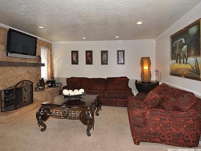 332 E Shamrock Dr, Murray, UT 84107 — photo 12