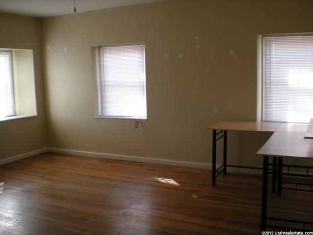 420 N Main St, Centerville, UT 84014 — photo 9