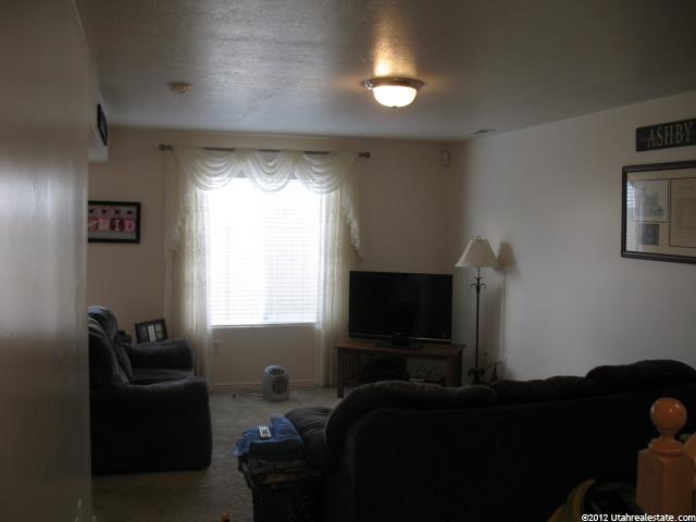 652 W 800 N #97, Clinton, UT 84015 — photo 9