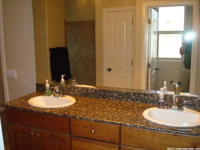 2762 E 380 N, St. George, UT 84790 — photo 9