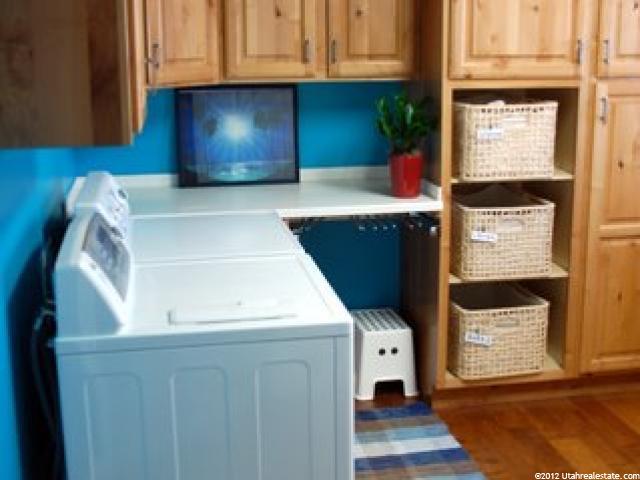 2037 N 2700 E, Layton, UT 84040 — photo 12
