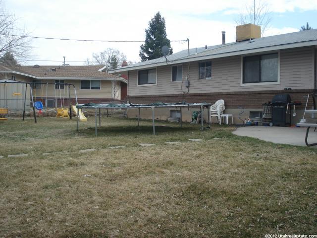 1946 W 3875 S, Roy, UT 84067 — photo 11