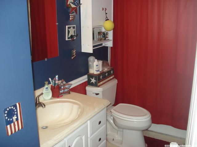1946 W 3875 S, Roy, UT 84067 — photo 6