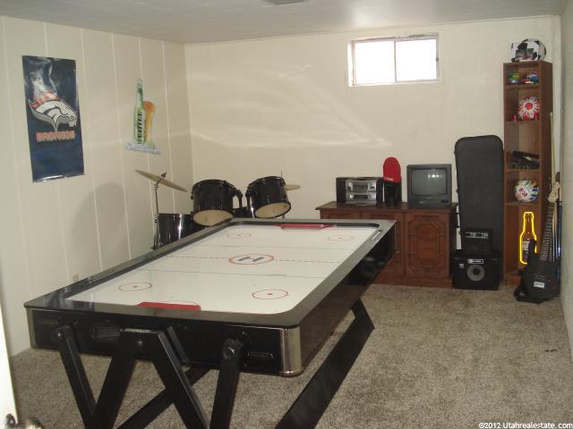 1946 W 3875 S, Roy, UT 84067 — photo 9