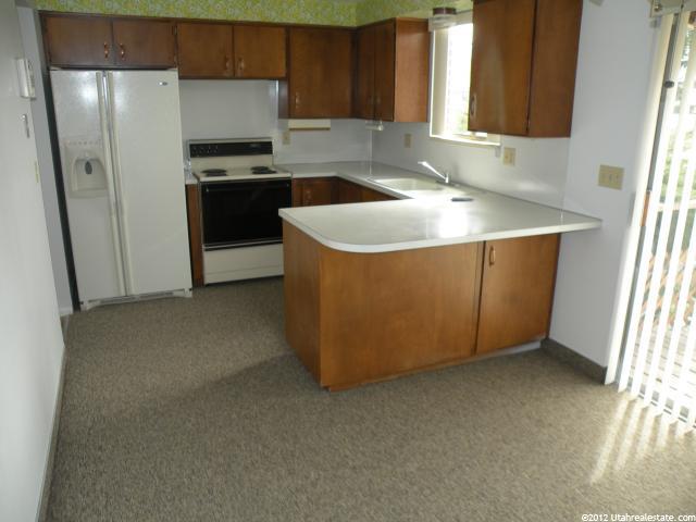 244 E Carlsen, Midvale, UT 84047 — photo 11