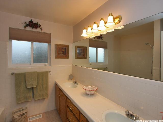 1914 E Rio Cir S, Sandy, UT 84093 — photo 11