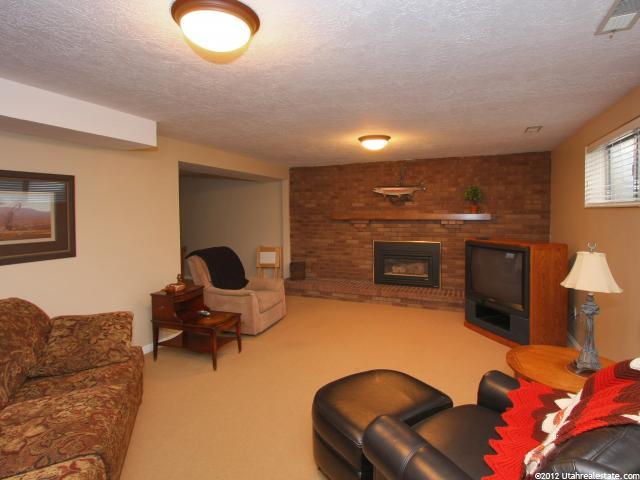 1914 E Rio Cir S, Sandy, UT 84093 — photo 10